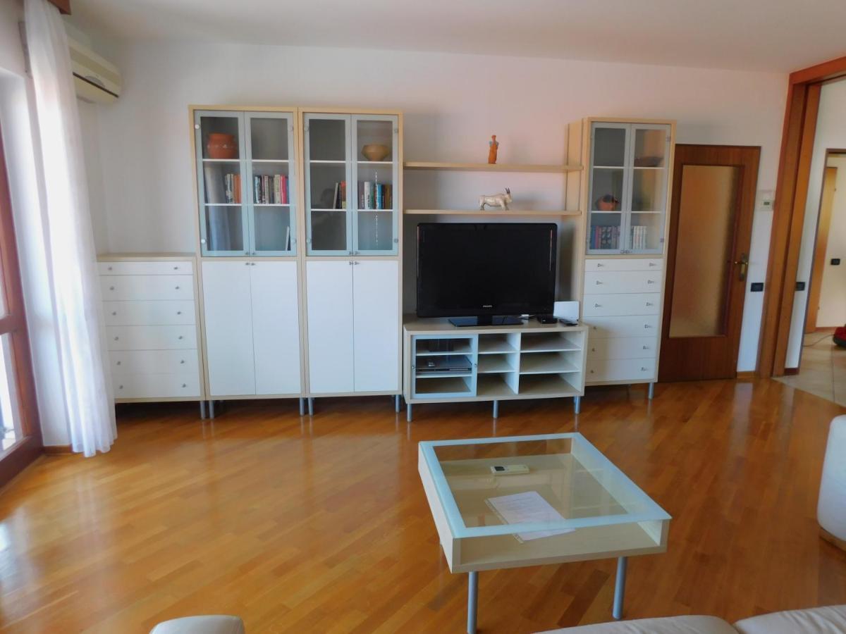 Apartma Mimoza Jagodje Exterior foto